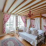 The Old Farm Of D' Hotes & Table D' Hotes Bed & Breakfast *