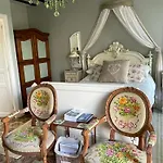 The Old Farm Of D' Hotes & Table D' Hotes * Amfreville (Manche)