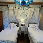 Bed & Breakfast The Old Farm Of D' Hotes & Table D' Hotes