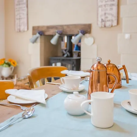 The Old Farm Of D' Hotes & Table D' Hotes Oda ve Kahvaltı *