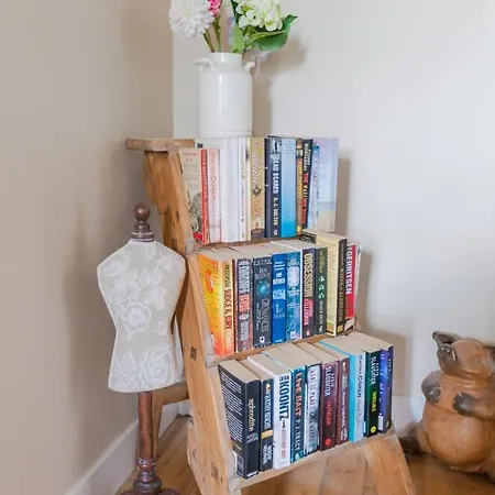 The Old Farm Of D' Hotes & Table D' Hotes *