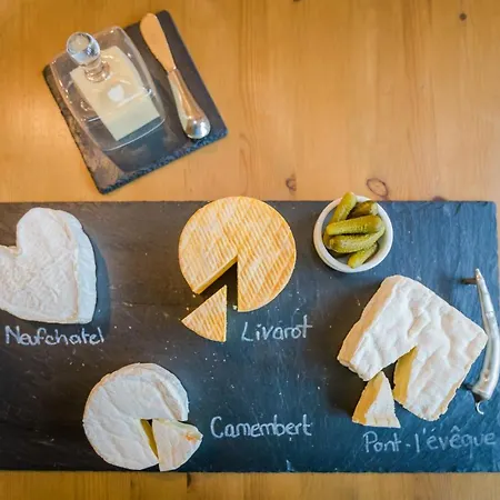 The Old Farm Of D' Hotes & Table D' Hotes Amfreville (Manche)