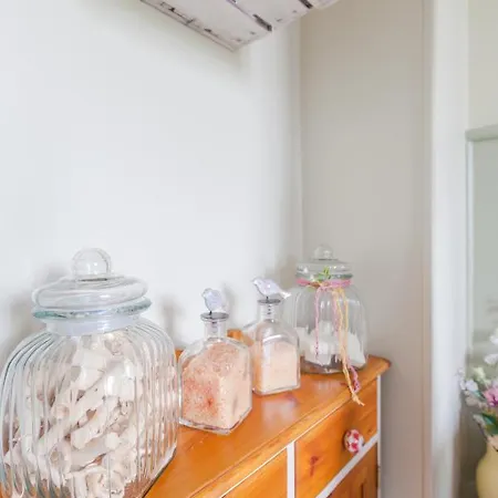 The Old Farm Of D' Hotes & Table D' Hotes