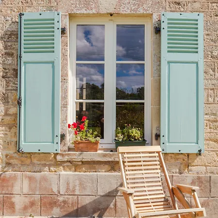 The Old Farm Of D' Hotes & Table D' Hotes Bed & Breakfast *