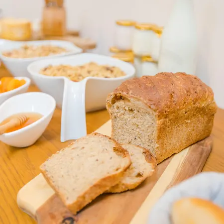 The Old Farm Of D' Hotes & Table D' Hotes Nocleg ze śniadaniem *