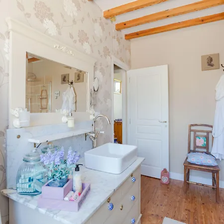 The Old Farm Of D' Hotes & Table D' Hotes *