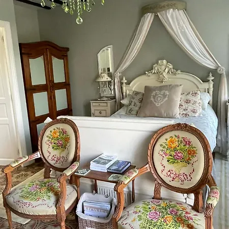 The Old Farm Of D' Hotes & Table D' Hotes * Amfreville (Manche)