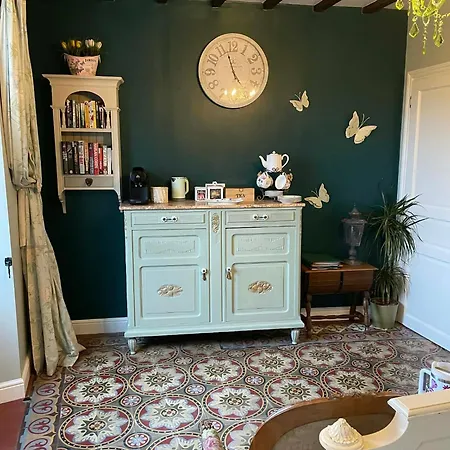 Bed & Breakfast The Old Farm Of D' Hotes & Table D' Hotes Amfreville (Manche)