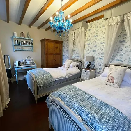 The Old Farm Of D' Hotes & Table D' Hotes Amfreville (Manche)