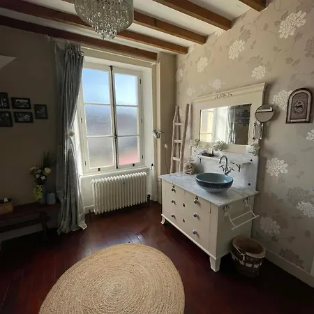 Bed & Breakfast The Old Farm Of D' Hotes & Table D' Hotes Amfreville (Manche)