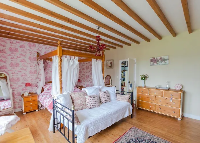 The Old Farm Of D' Hotes & Table D' Hotes Bed & Breakfast *