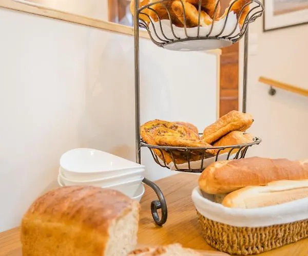 The Old Farm Of D' Hotes & Table D' Hotes Bed & Breakfast Amfreville (Manche)