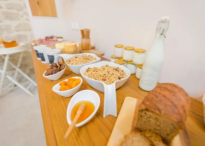 The Old Farm Of D' Hotes & Table D' Hotes