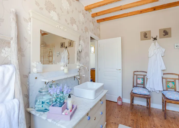 The Old Farm Of D' Hotes & Table D' Hotes *