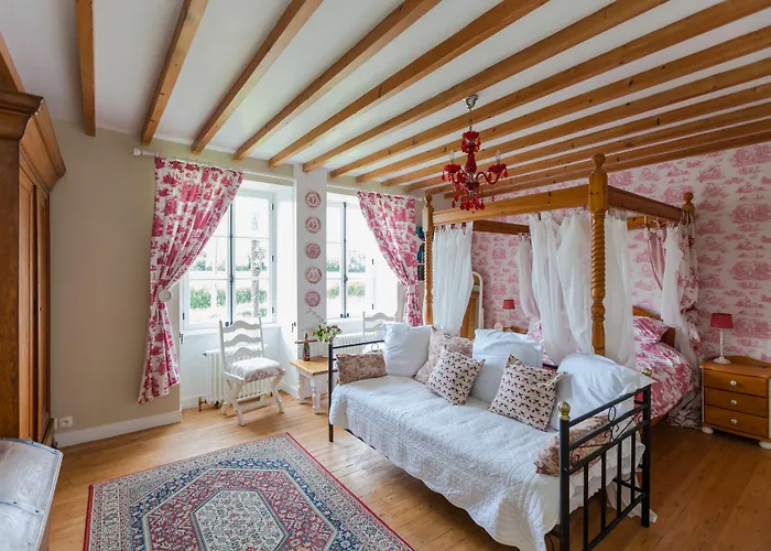 The Old Farm Of D' Hotes & Table D' Hotes *