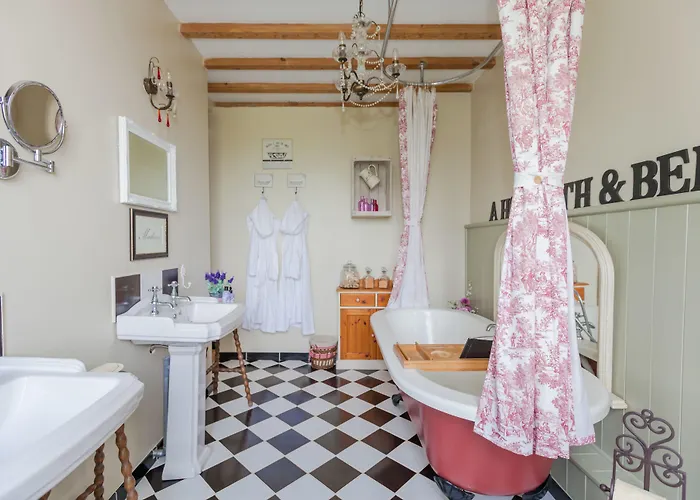 The Old Farm Of D' Hotes & Table D' Hotes Bed & Breakfast Amfreville (Manche)