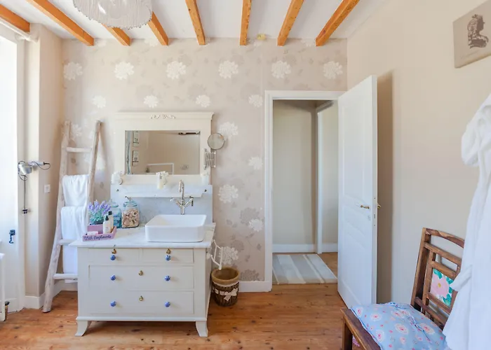 The Old Farm Of D' Hotes & Table D' Hotes Bed & Breakfast *