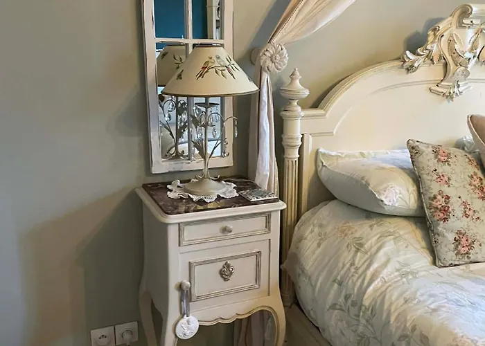 Bed & Breakfast The Old Farm Of D' Hotes & Table D' Hotes Amfreville (Manche)