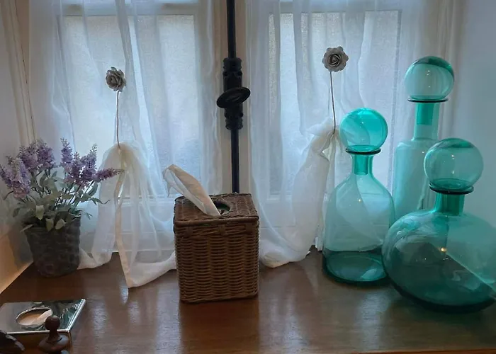 The Old Farm Of D' Hotes & Table D' Hotes * Amfreville (Manche)