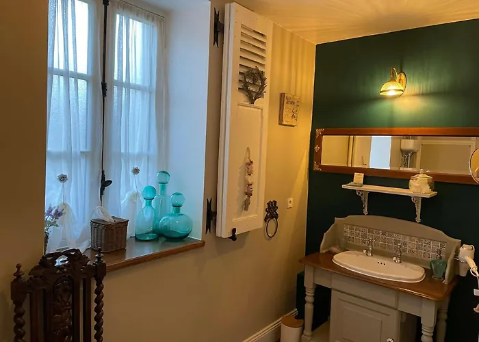 The Old Farm Of D' Hotes & Table D' Hotes * Amfreville (Manche)