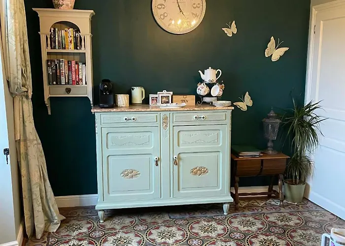 Bed & Breakfast The Old Farm Of D' Hotes & Table D' Hotes Amfreville (Manche)